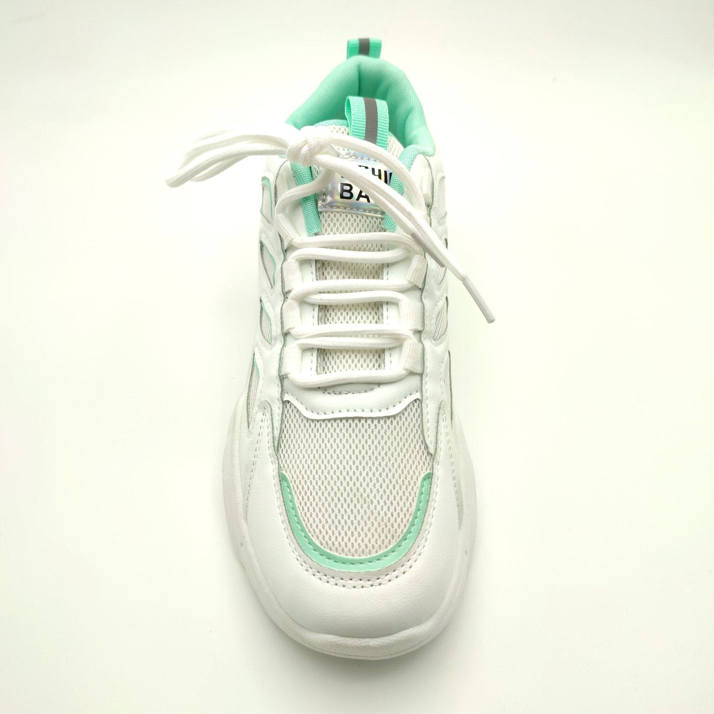 White-Green SN902