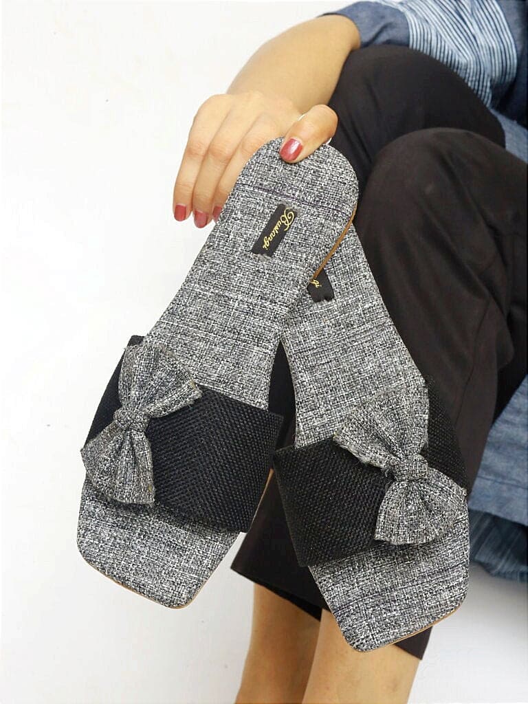Gray Slider