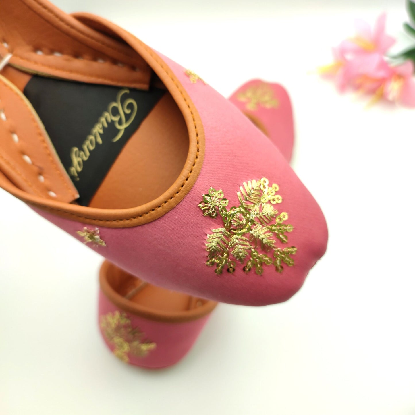 Pink SHK002 - Bustangi