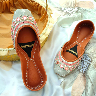 Anarkali Women Khussa E011 - Bustangi