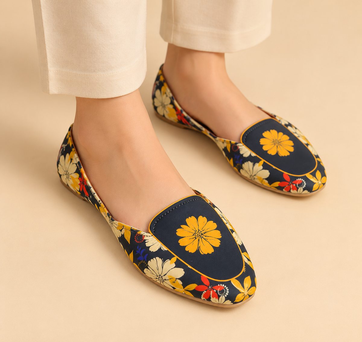 Galaxy Rose Khussa Loafer