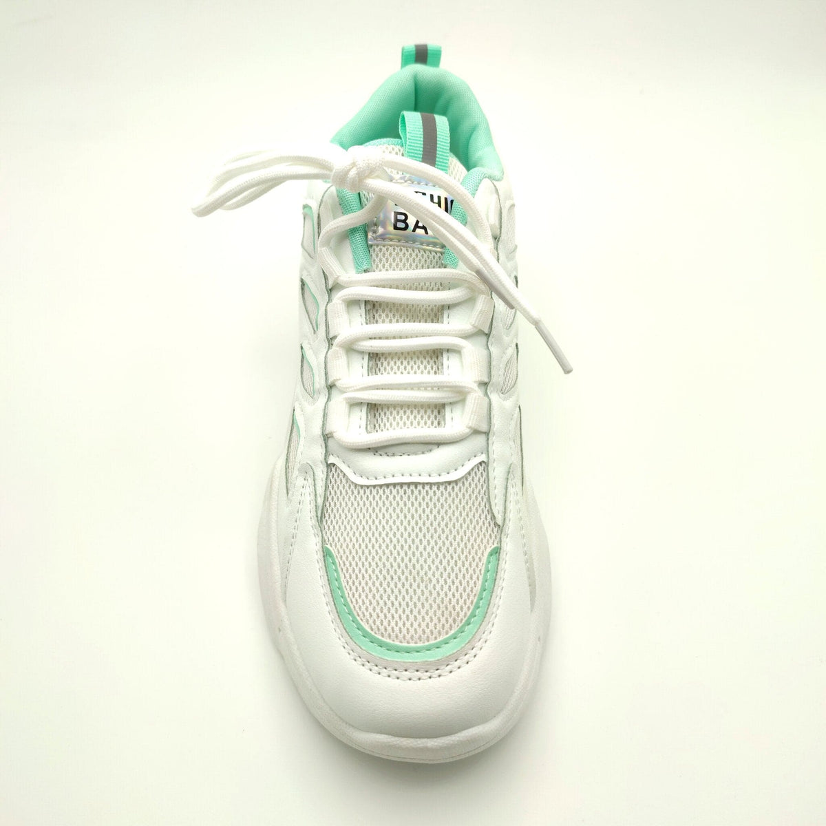 White-Green SN902