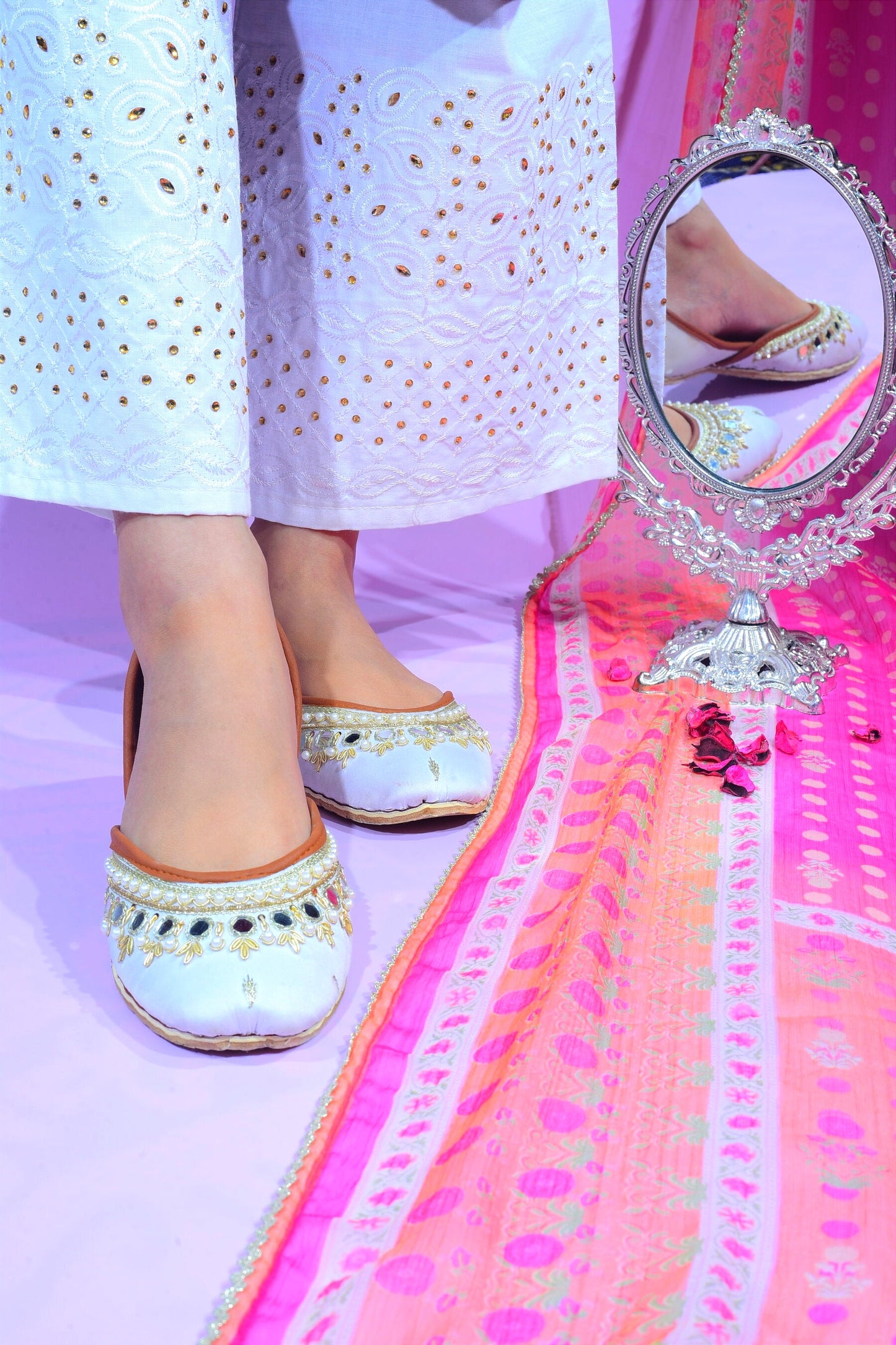 White Anarkali