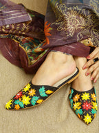 Naqoosh Mules