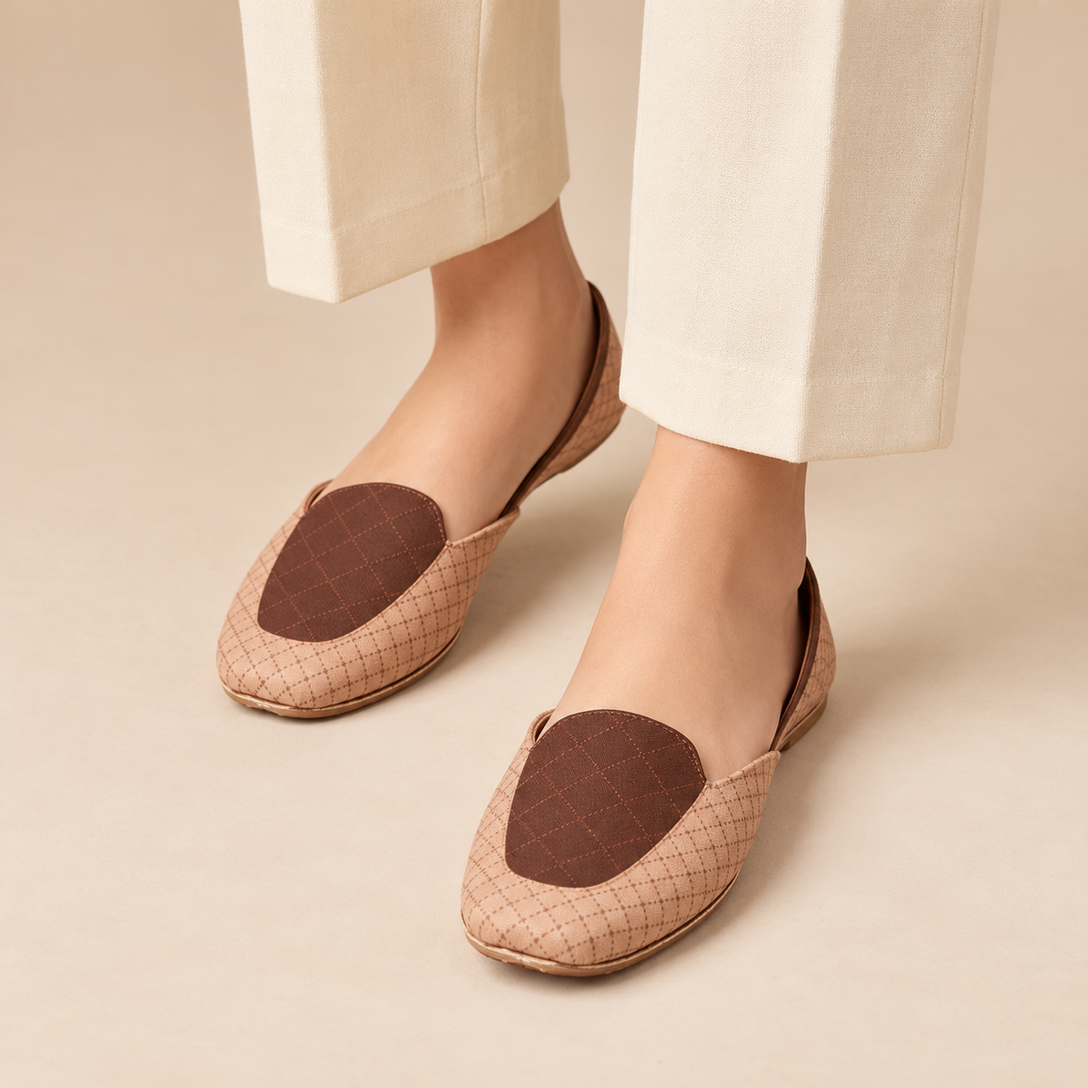 Zarmin Blush Khussa Loafer