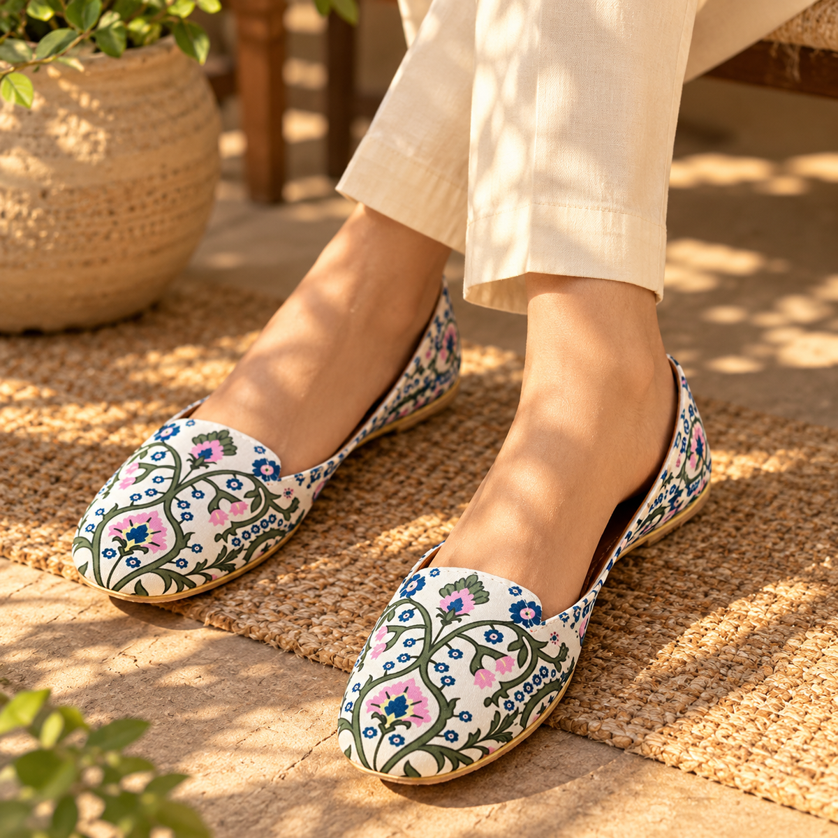 Flora Bloom | Khussa Loafer