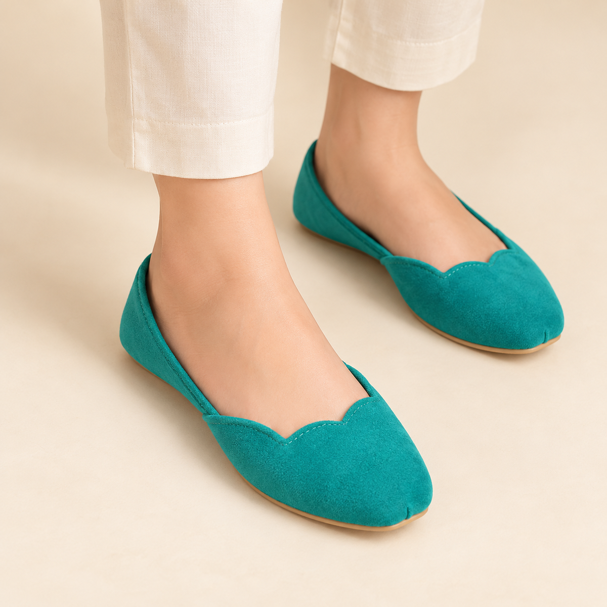Sea Green Velvet Winter Khussa RK003