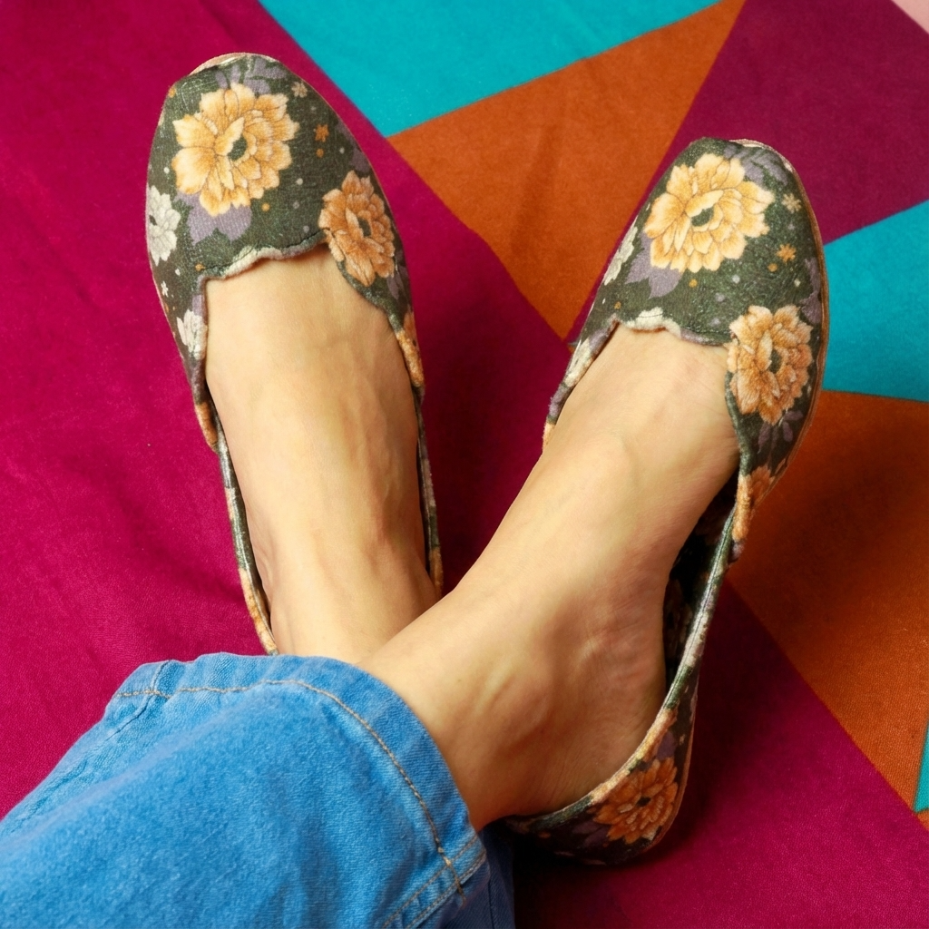 Arum Velvet Khussa rk