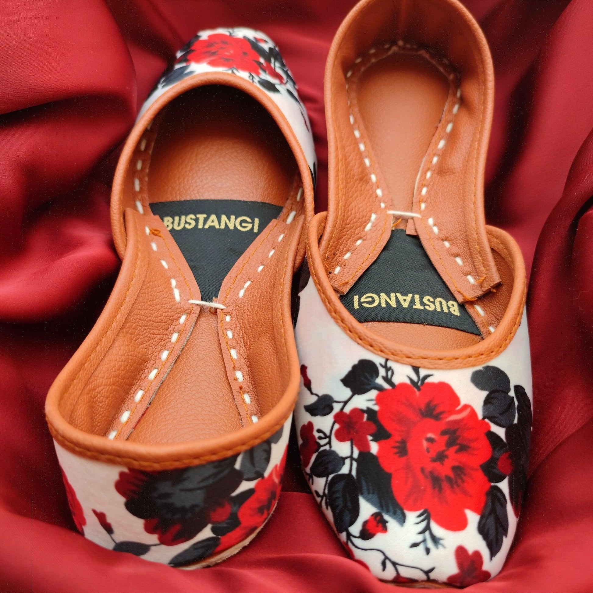 Reddish Flourish Casual Khussa CK008 - Bustangi